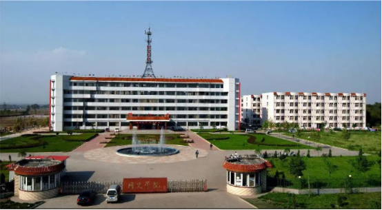 这所培养最美逆行者的学校，正迈向教育信息化2.0