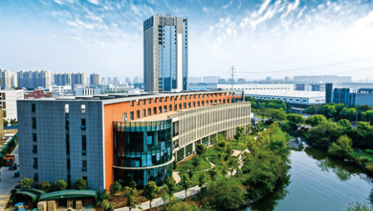 智能黑板推动智慧教室和人工智能校园方案