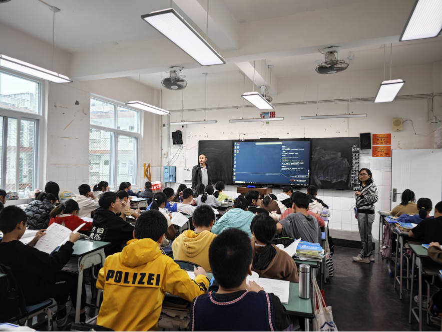 欧帝科技以技术创新持续进化智慧黑板 让数字课堂更智能