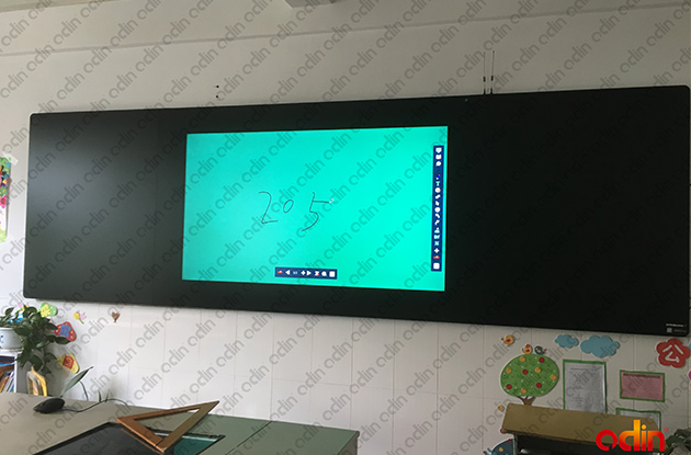 武家嘴实验学校互动黑板